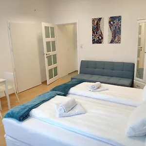 Apartman 1210apartment, Bécs